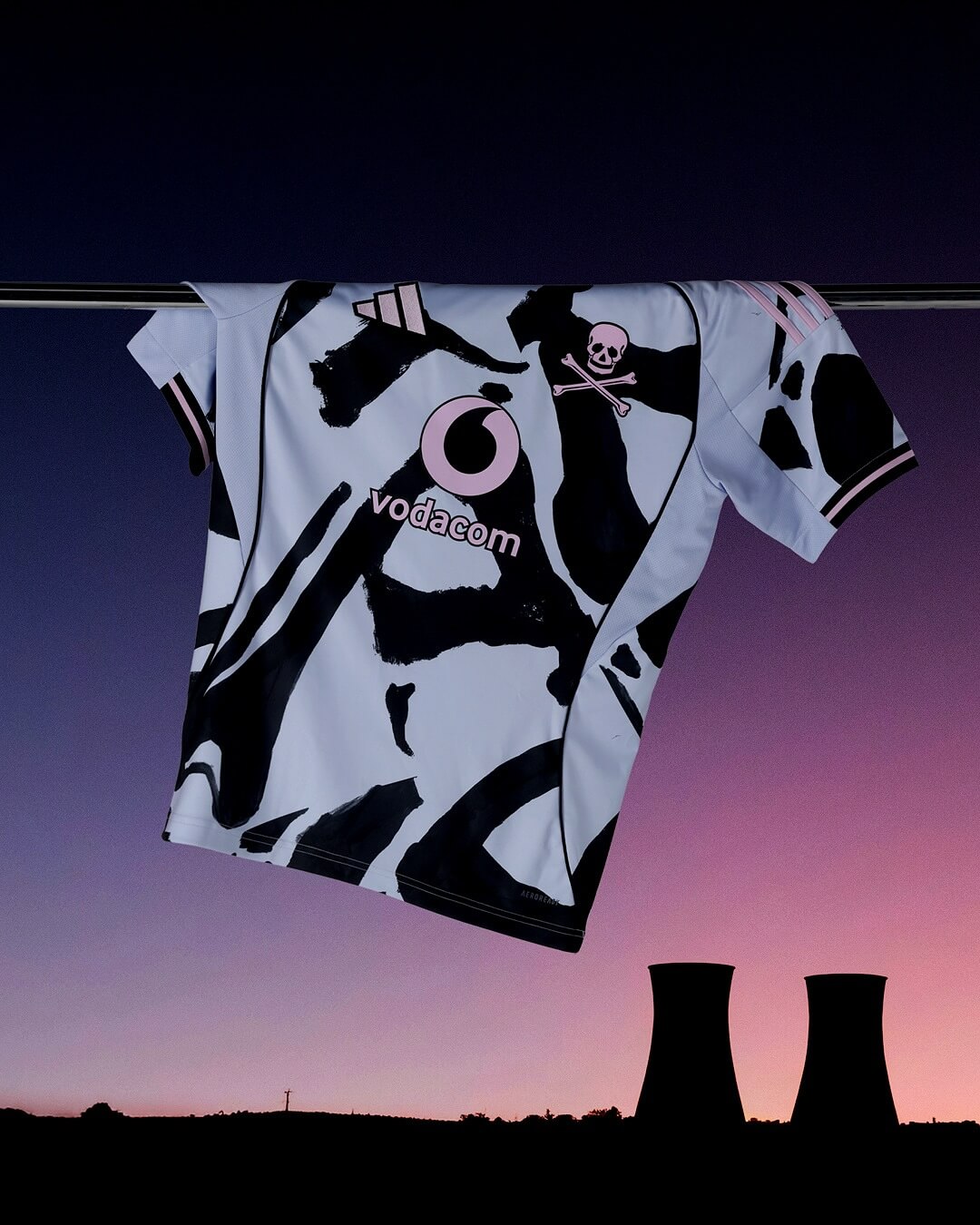 Terceira camisa do Orlando Pirates 2025-2026 adidas