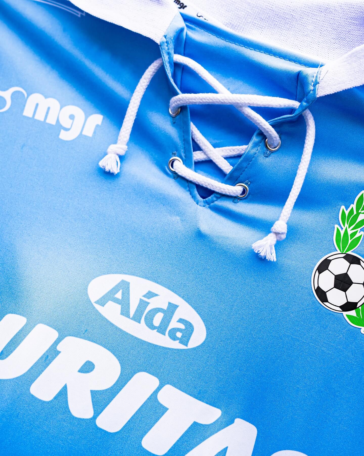 Liverpool-URU lança camisa em homenagem à celeste uruguaia