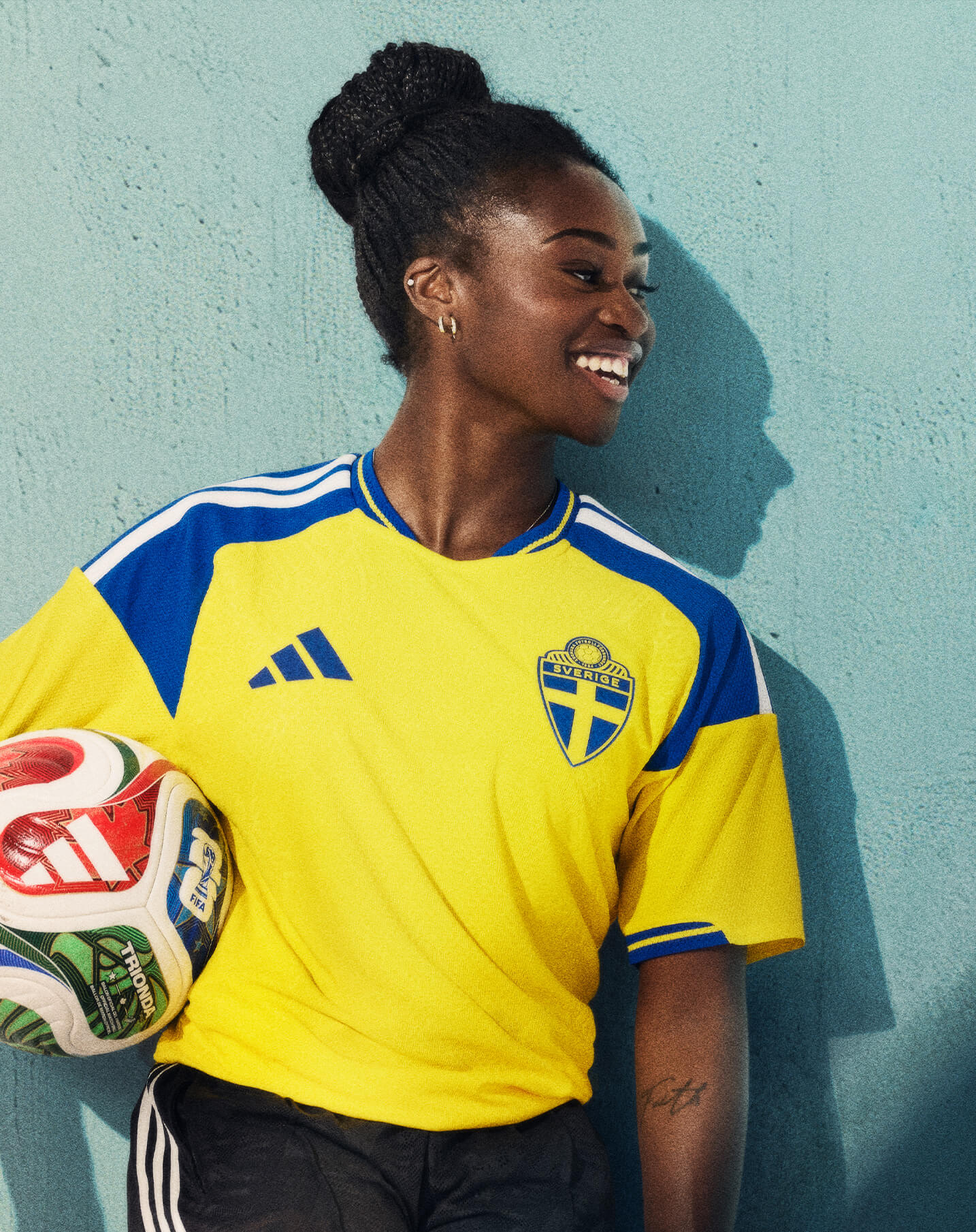 Camisa titular da Suécia 2026-2027 é lançada pela adidas