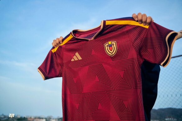 Camisa titular da Venezuela 2026-2027 adidas