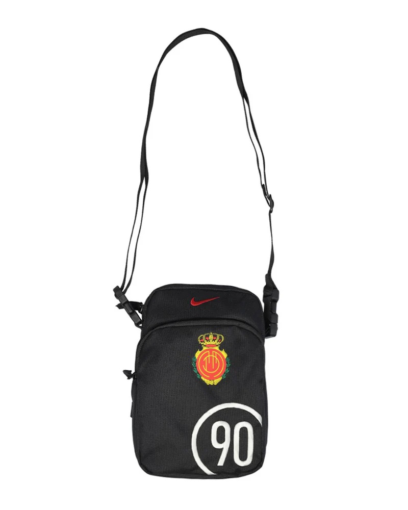 Mallorca lança coleção Total 90 da Nike