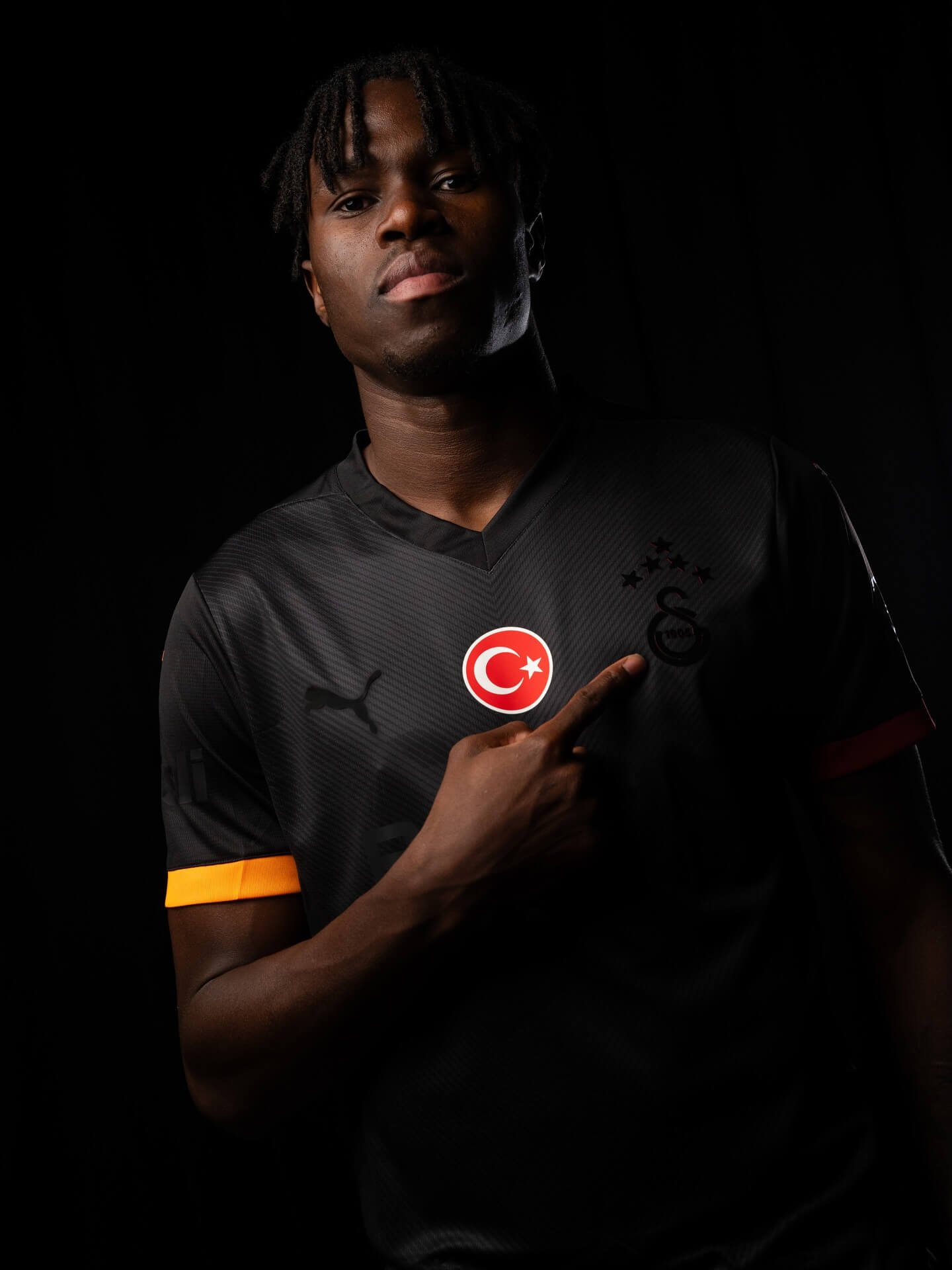 Quarta camisa do Galatasaray 2025-2026 é lançada pela PUMA