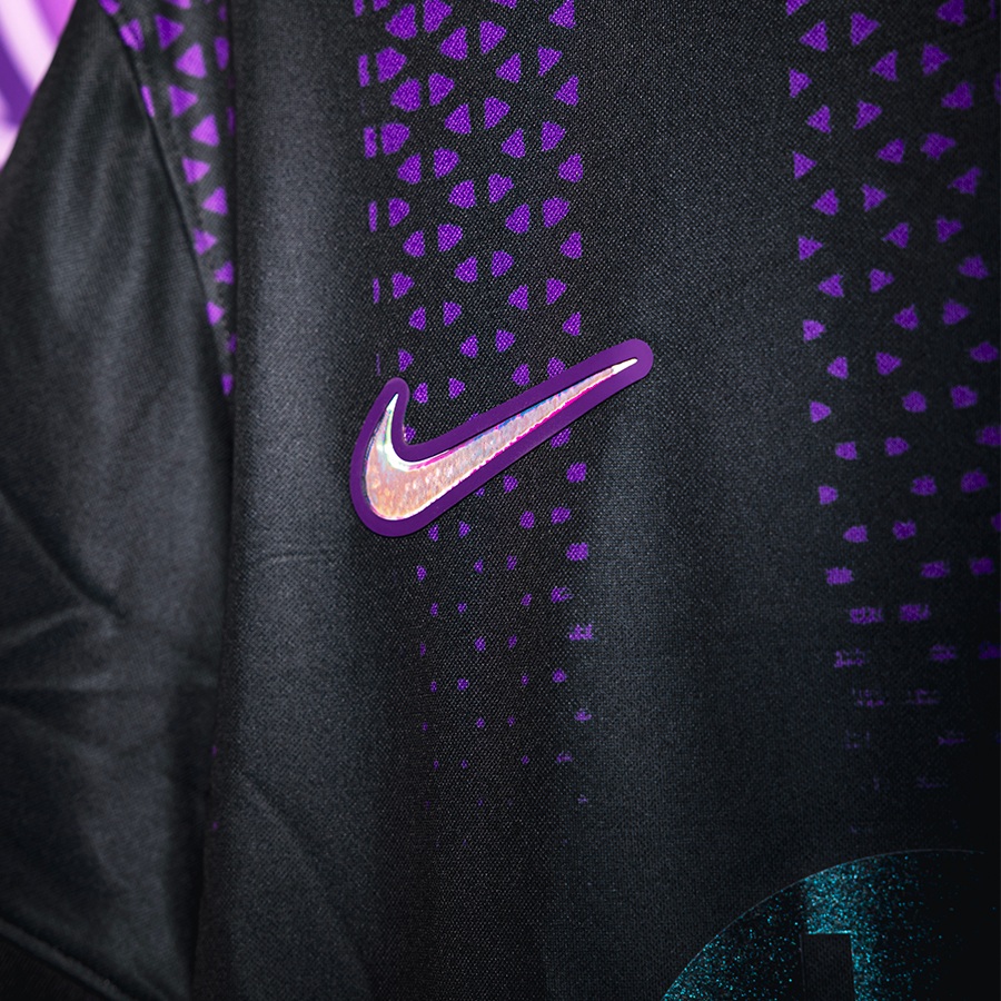 Toulouse FC apresenta nova terceira camisa da Nike para 2025-2026