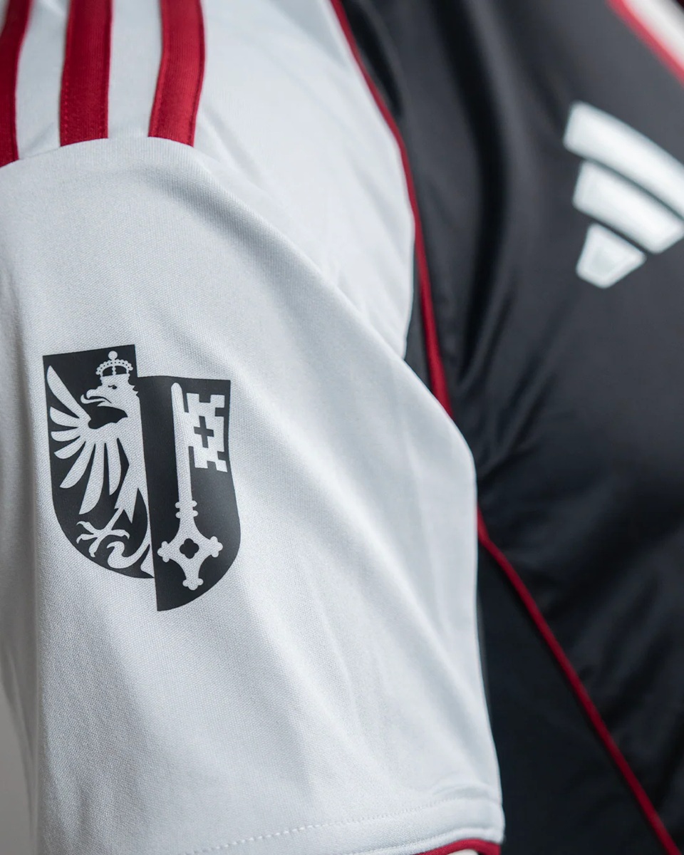 Servette FC lança camisa em homenagem à 'Noite da Escalada'