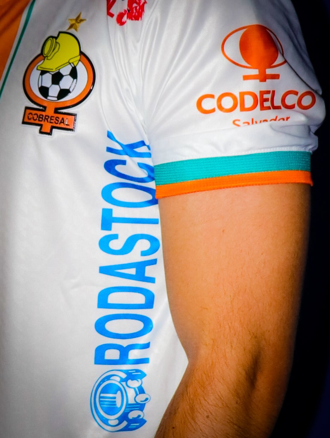 CD Cobresal lança novas camisas 2026 da KS7