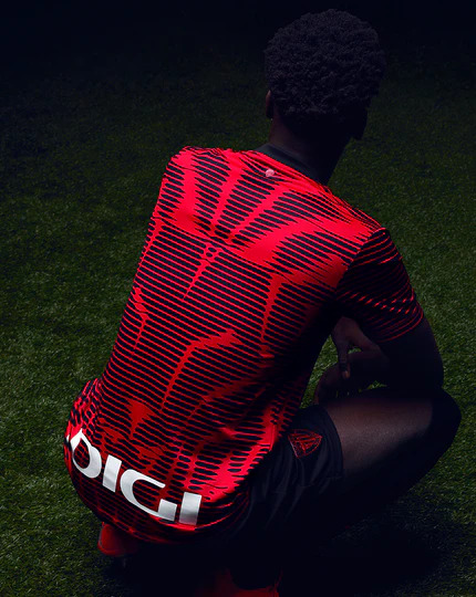 Athletic Bilbao lança quarta camisa para 2025-2026