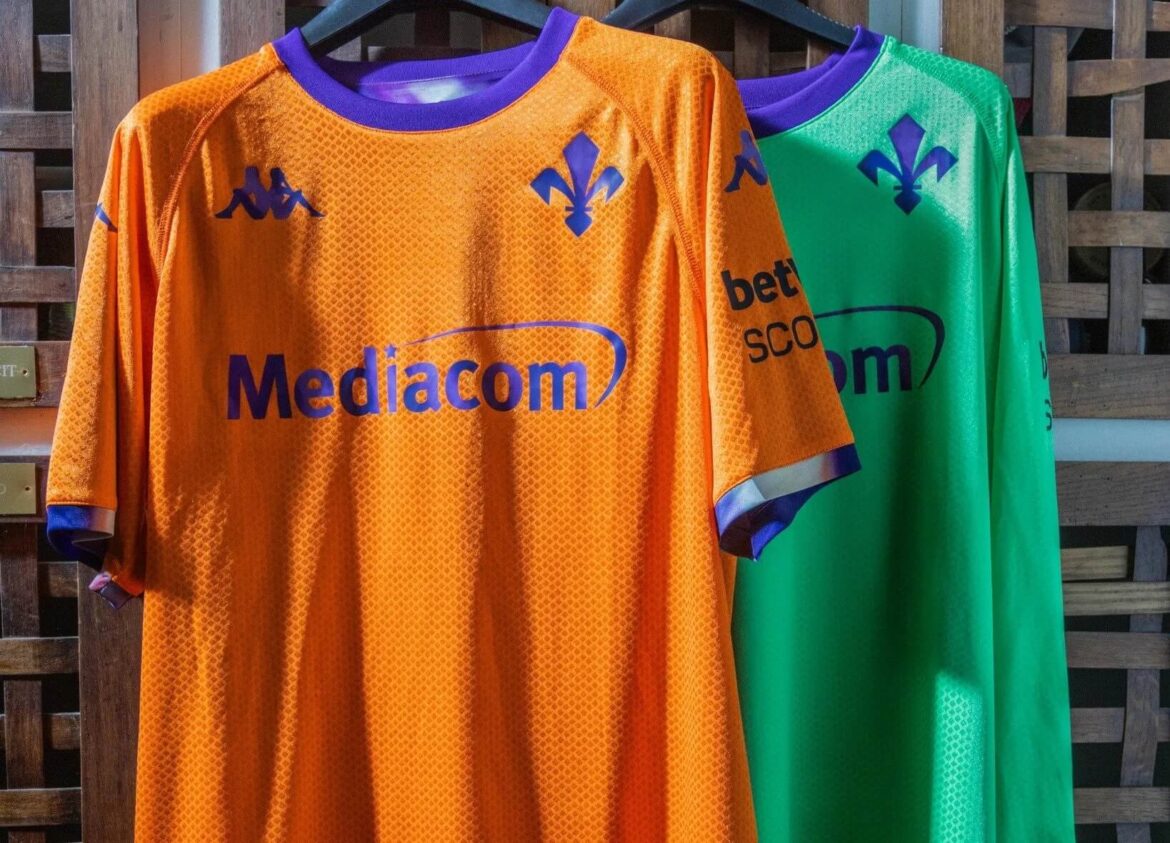 Nova terceira camisa da Fiorentina 2025-2026 Kappa