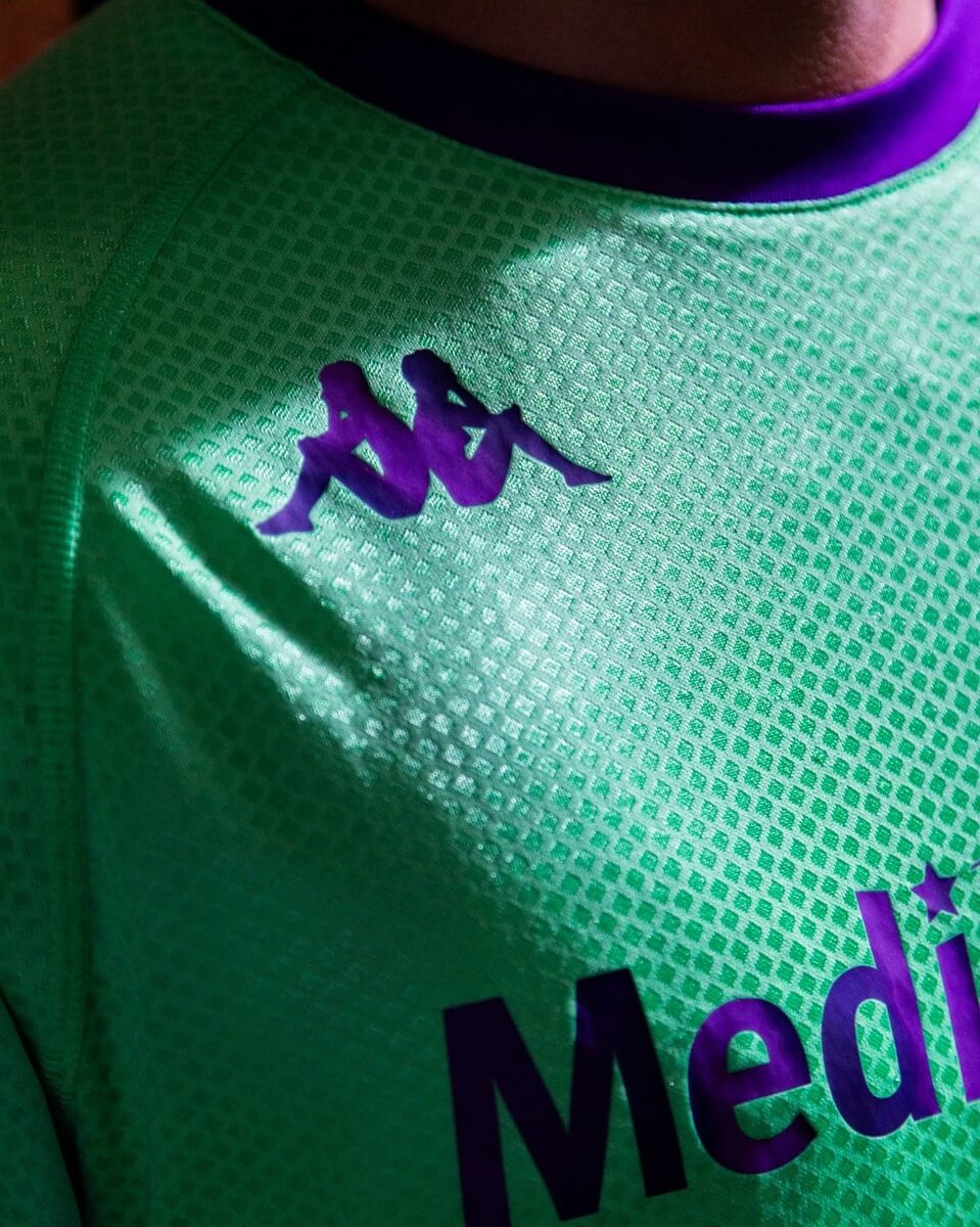 Nova terceira camisa da Fiorentina 2025-2026 Kappa