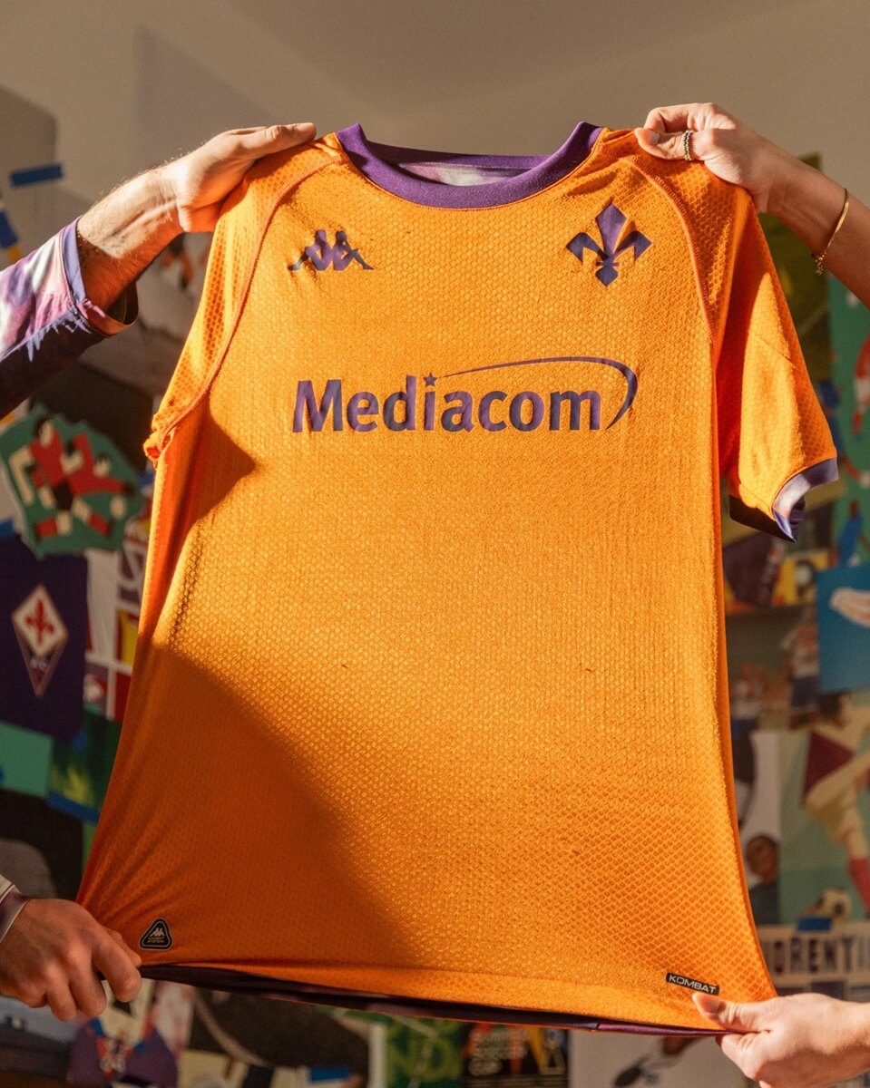 Nova terceira camisa da Fiorentina 2025-2026 Kappa