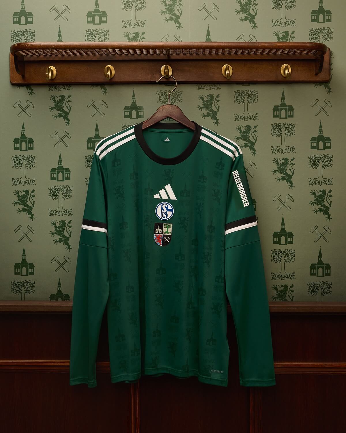 Camisa dos 150 anos do Gelsenkirchen Schalke 04 2025 adidas