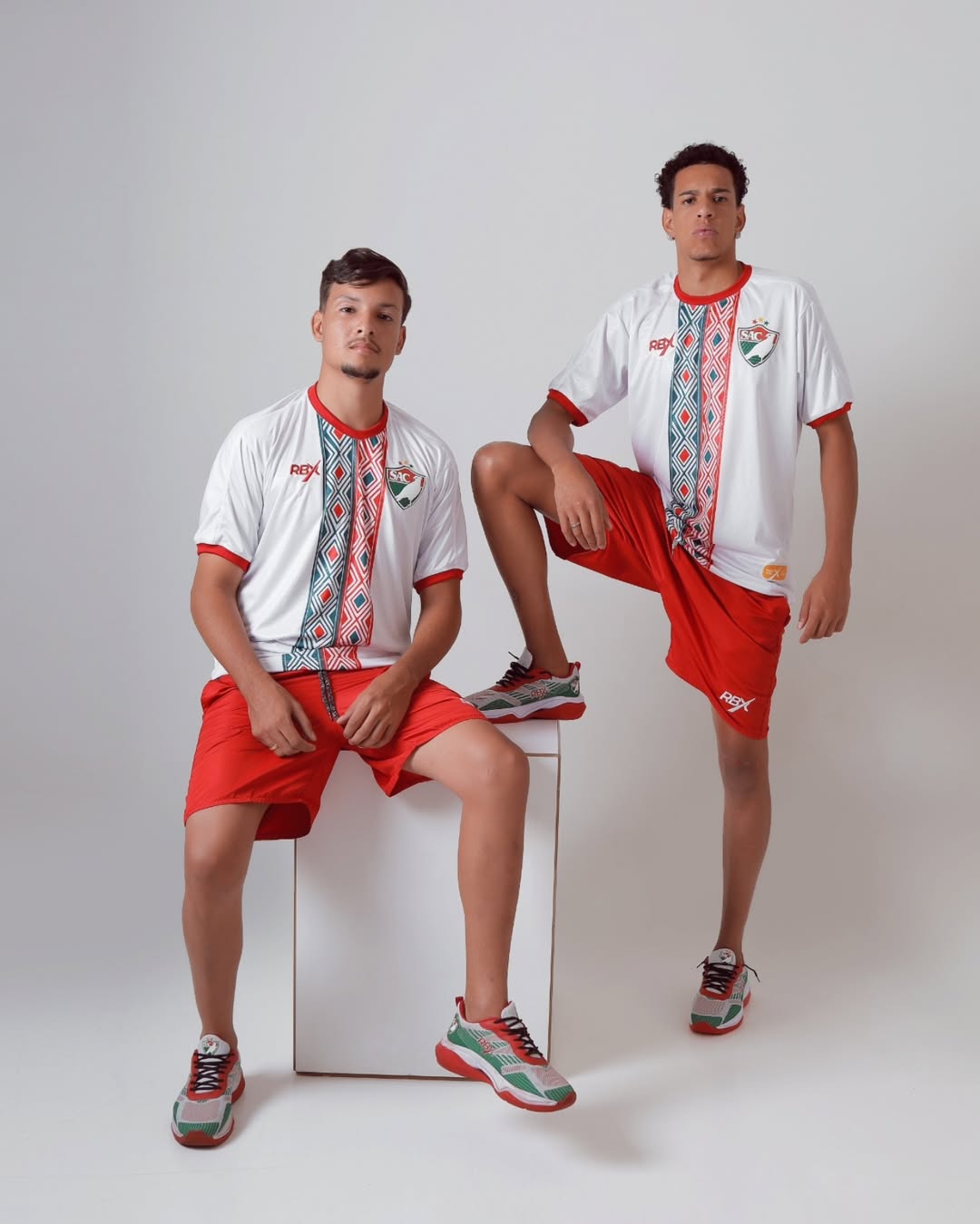 Camisa titular do Salgueiro AC 2026 é lançada pela Rebratex