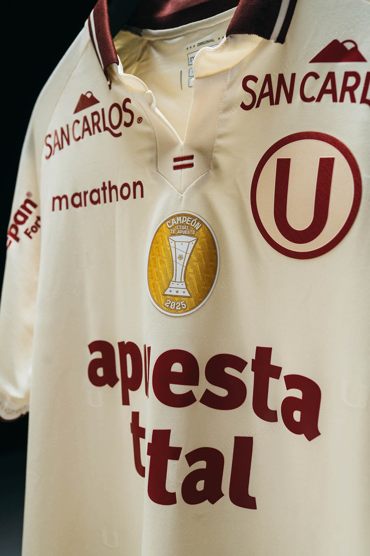 Camisa titular do Universitario 2026 Marathon