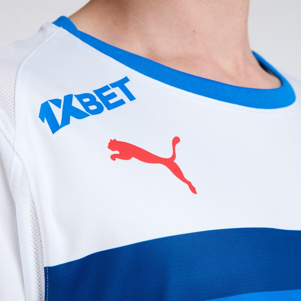 Camisa titular da Universidad Católica do Chile para 2026 é revelada pela PUMA