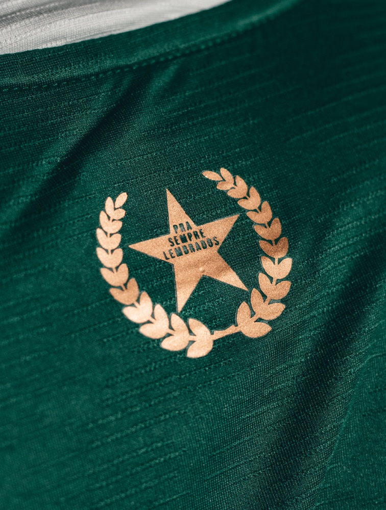 Camisa titular da Chapecoense 2026 traz homenagem ao Atlético Nacional