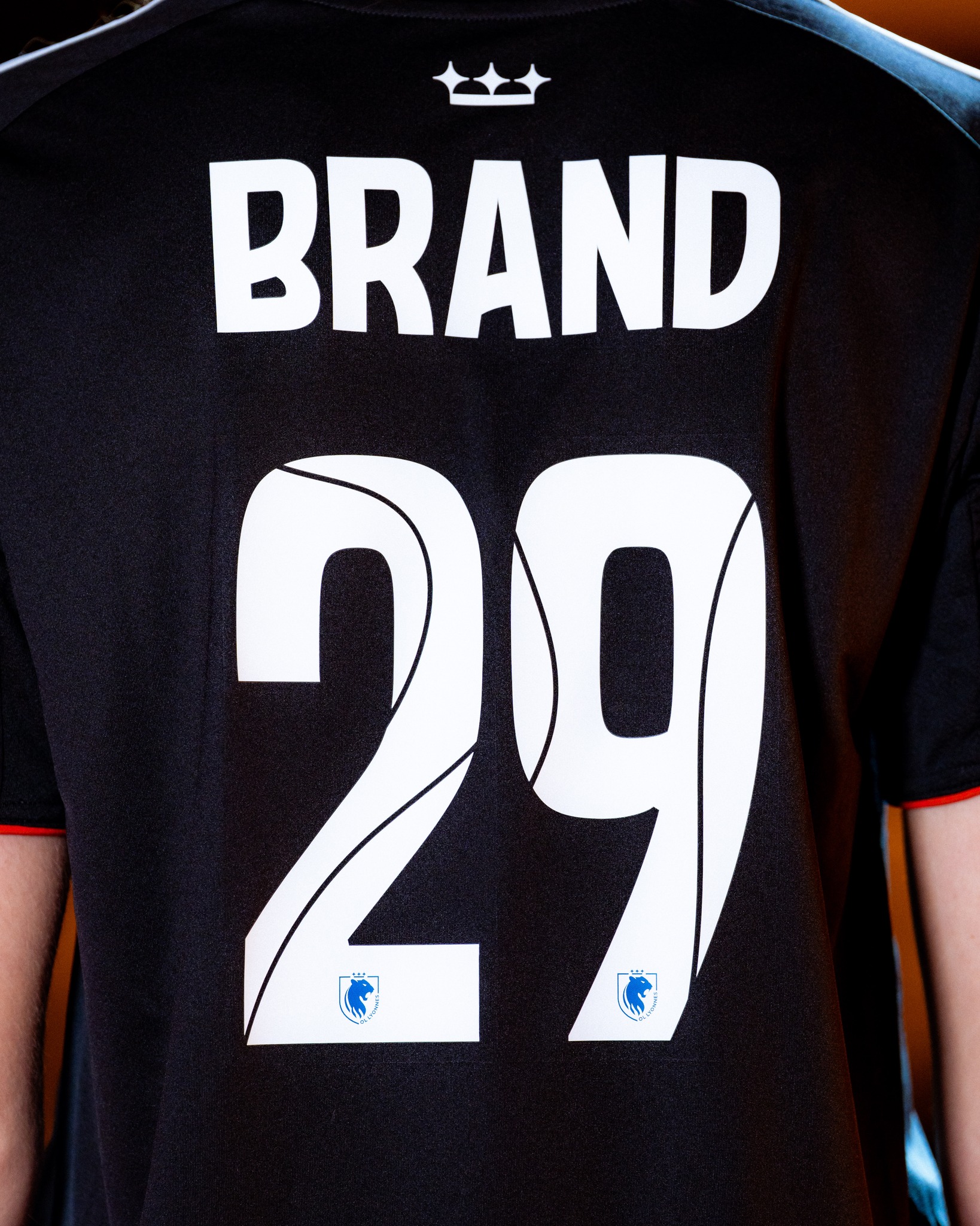 Camisa europeia do OL Lyonnais 2025-2026 adidas