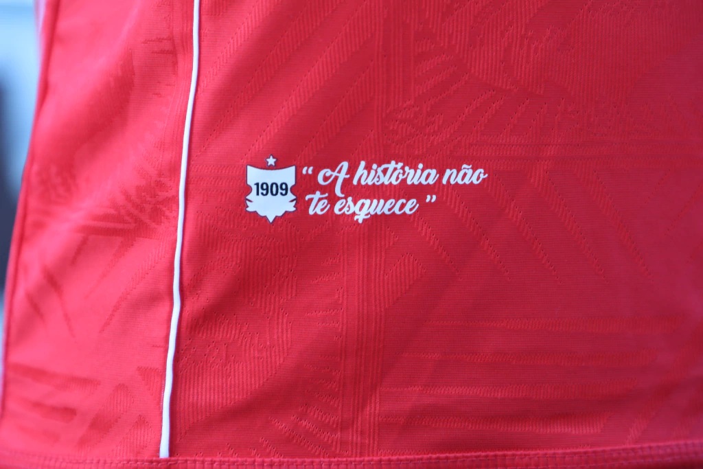 Junpe lança novas camisas do Paulista de Jundiaí para 2026