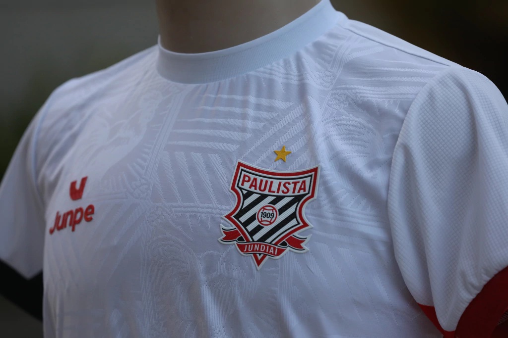 Junpe lança novas camisas do Paulista de Jundiaí para 2026