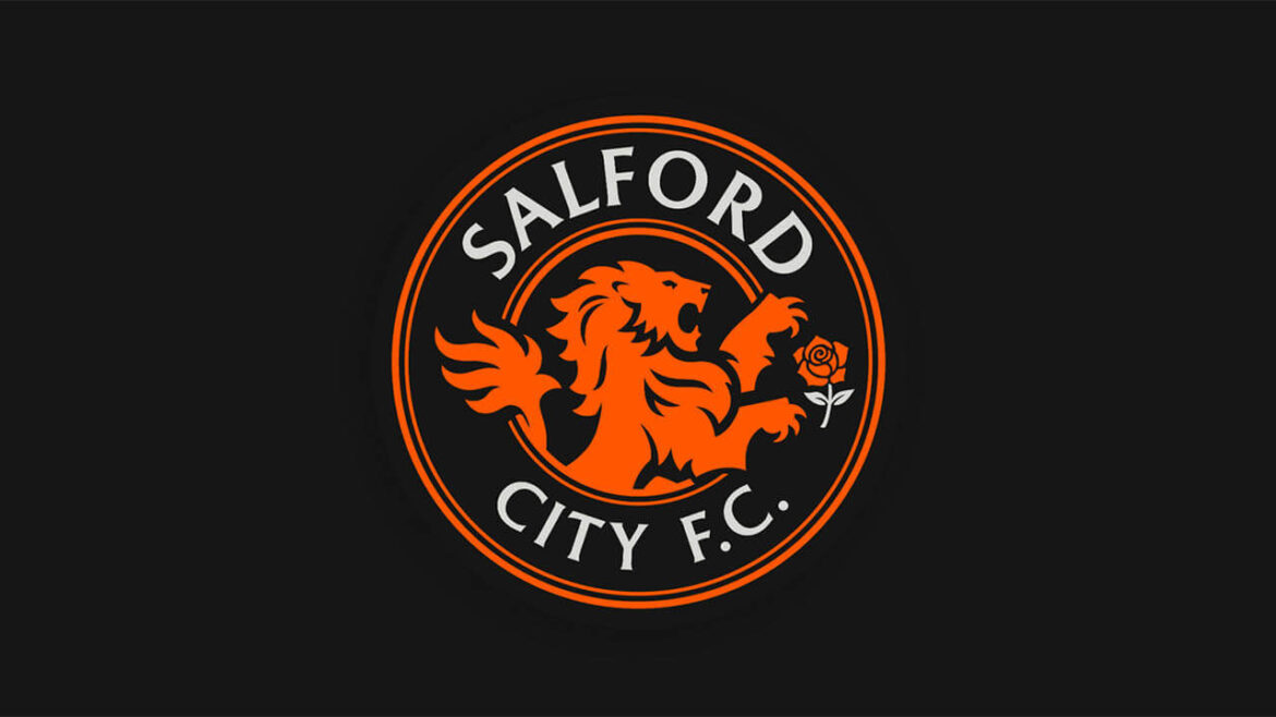 novo escudo do salford city