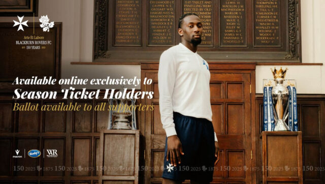 Blackburn Rovers 150 anos camisa Macron kit