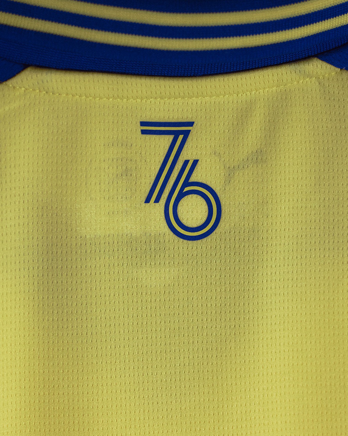 Southampton lança camisa em homenagem à FA Cup 1976