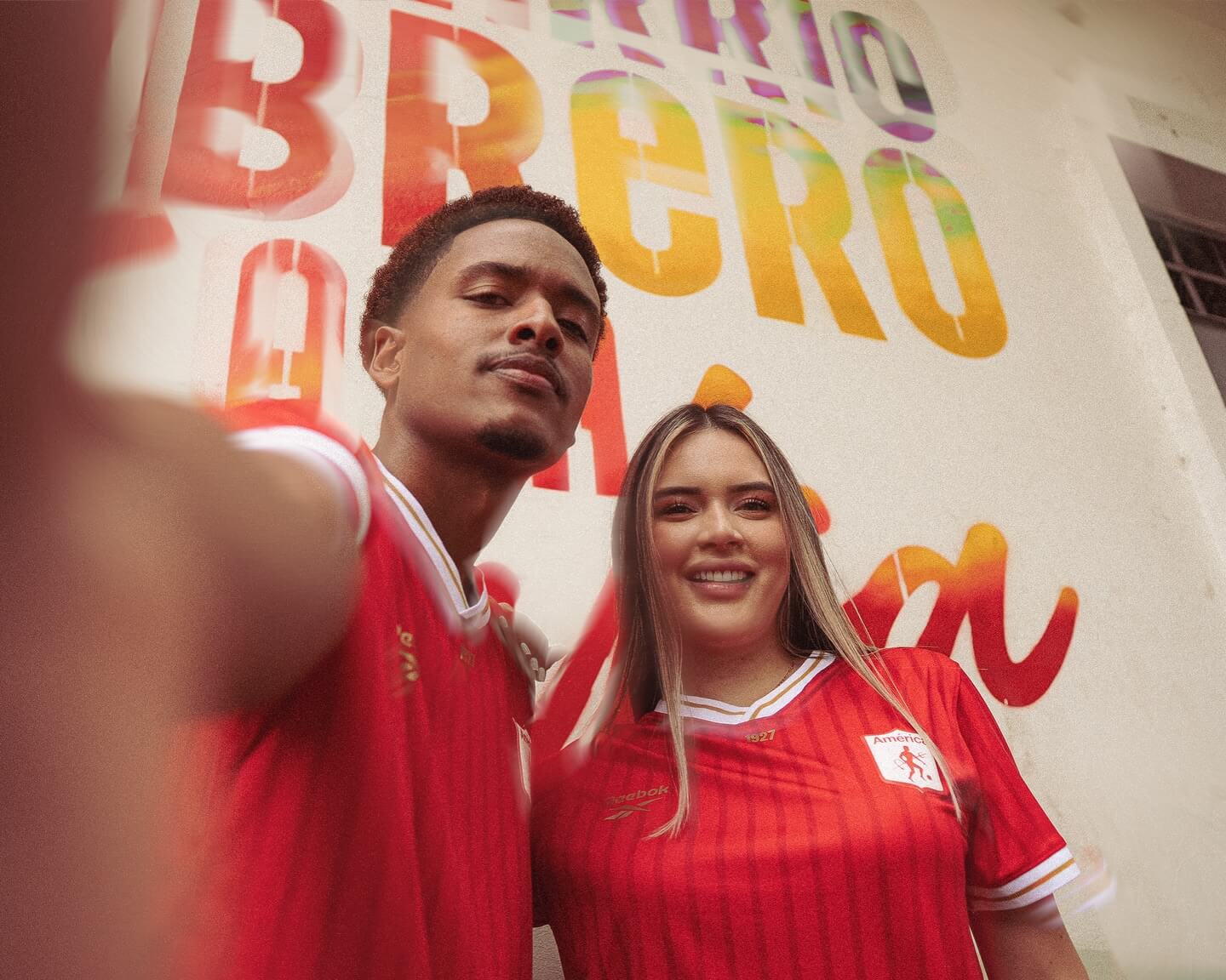 América de Cali e Reebok lançam nova camisa titular 2026