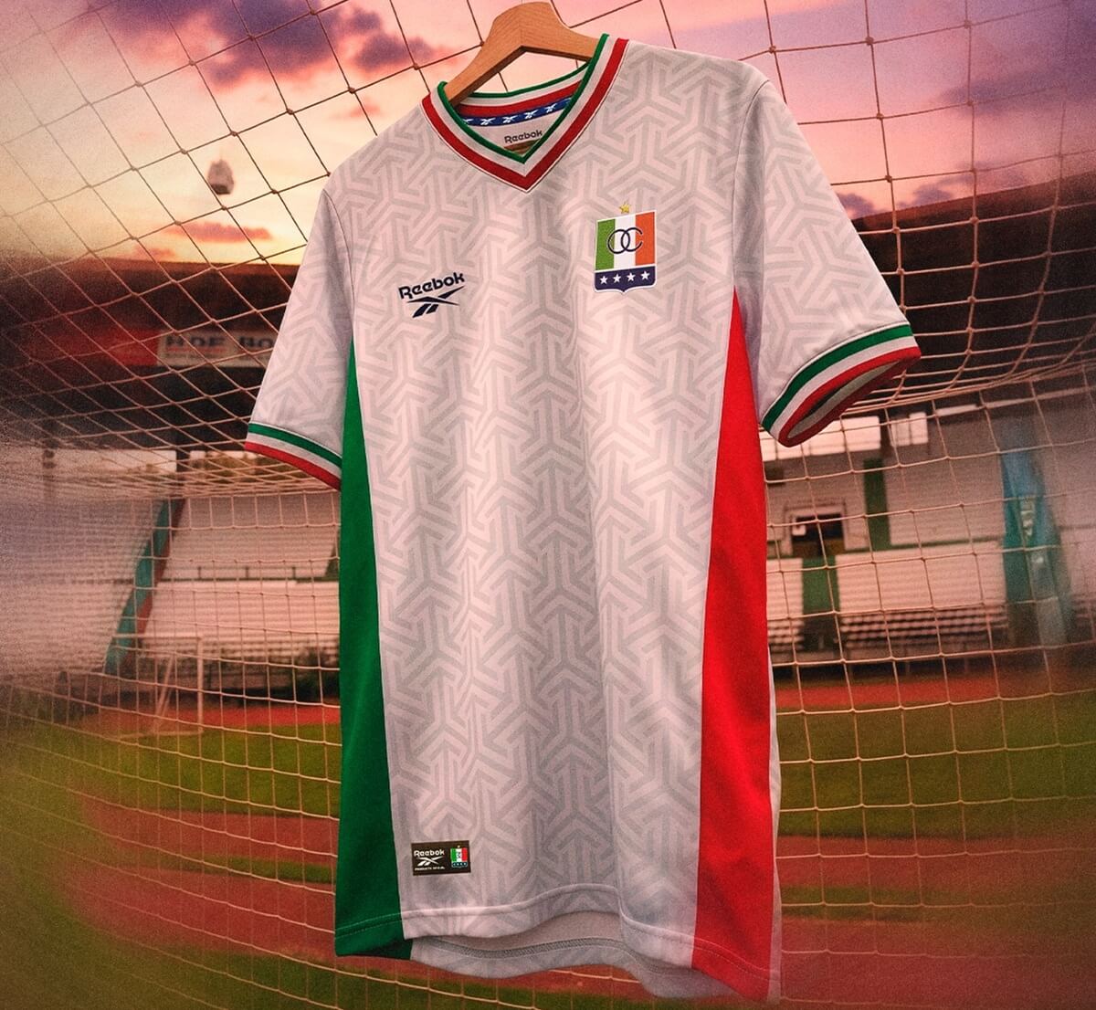 Camisa titular do Once Caldas 2026 é revelada pela Reebok