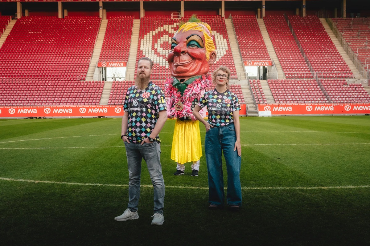 Camisa Carnavalesca do Mainz 05 para 2026 é lançada pela JAKO