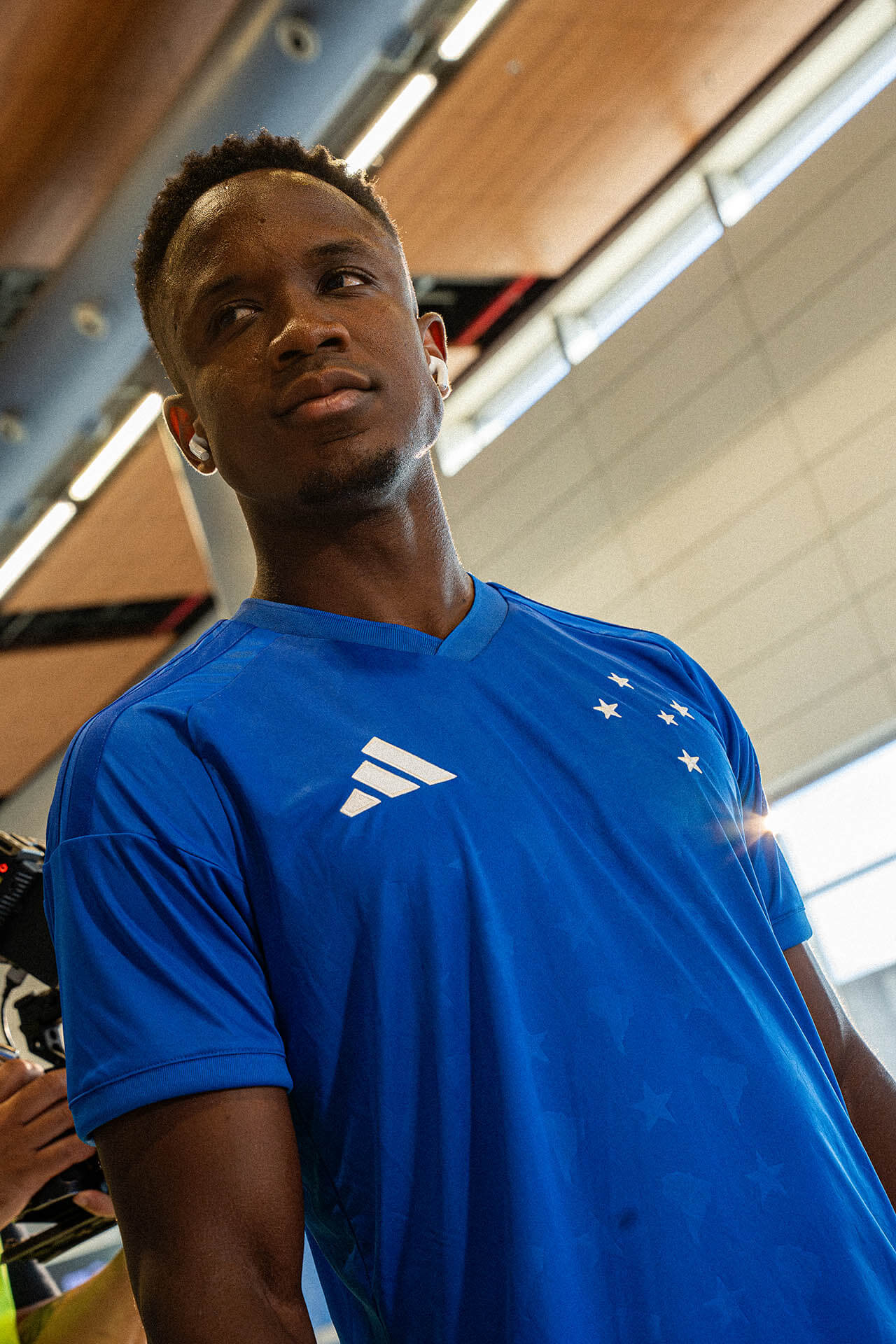 Camisa titular do Cruzeiro 2026 adidas