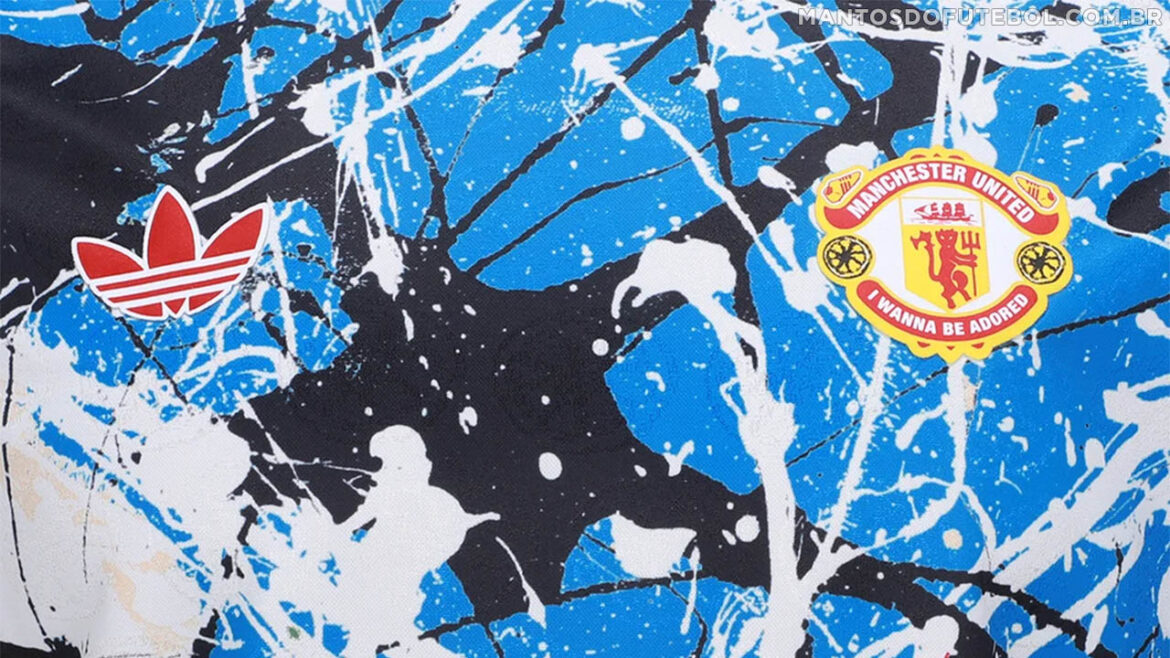 Camisa Manchester United x Stone Roses 2026 adidas