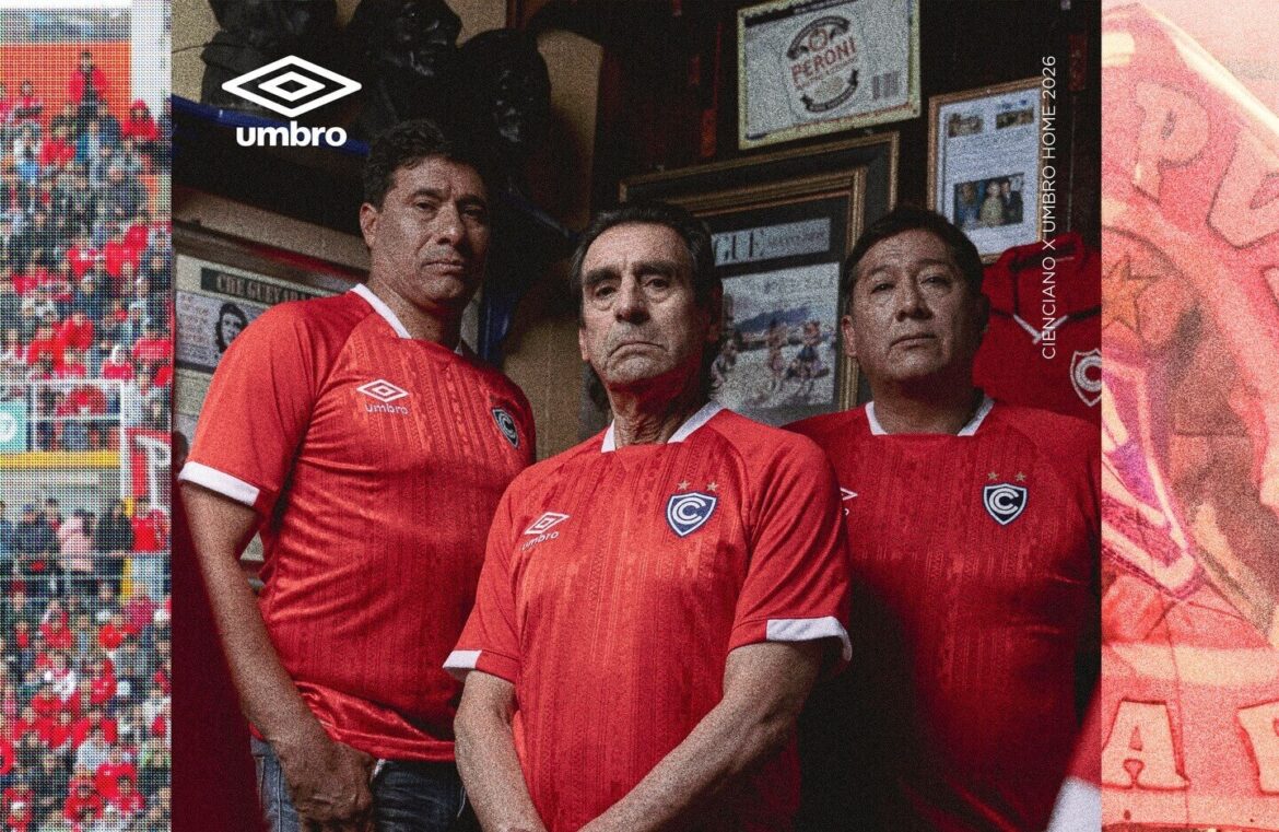 Camisa titular do Cienciano 2026 é lançada pela Umbro
