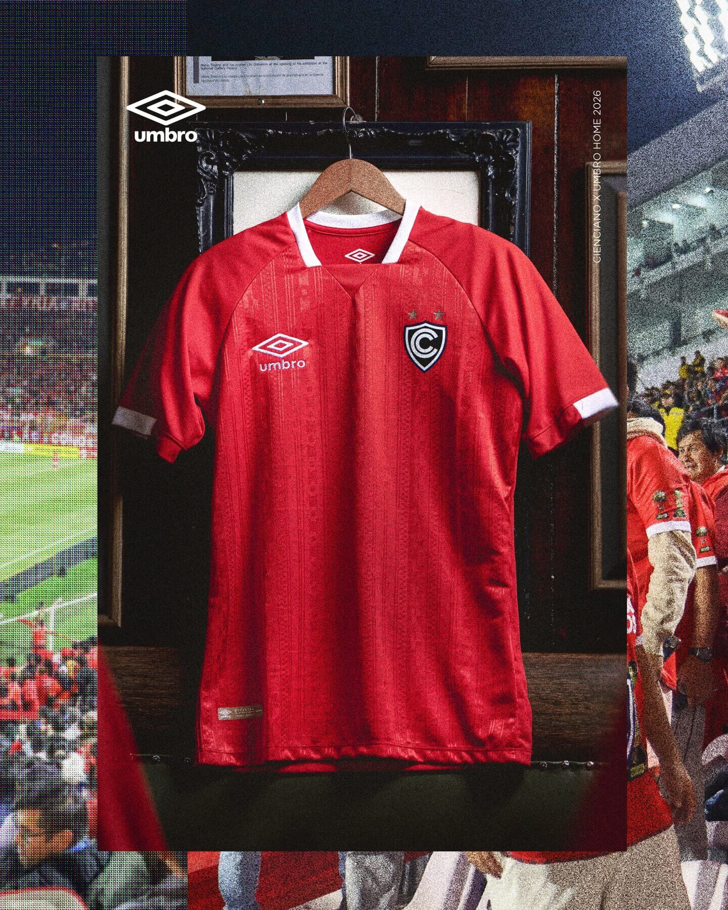 Camisa titular do Cienciano 2026 é lançada pela Umbro