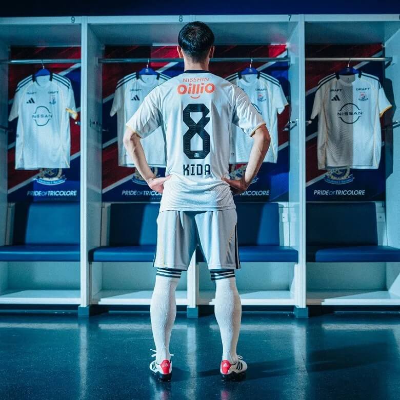 Camisas do Yokohama F. Marinos 2026 são lançadas pela adidas
