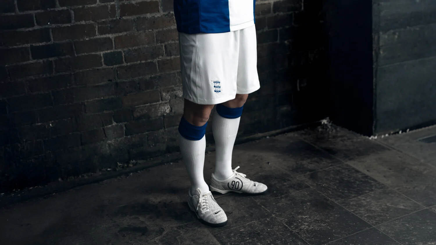 Birmingham City relança camisa Pinguim celebrando seus 150 anos