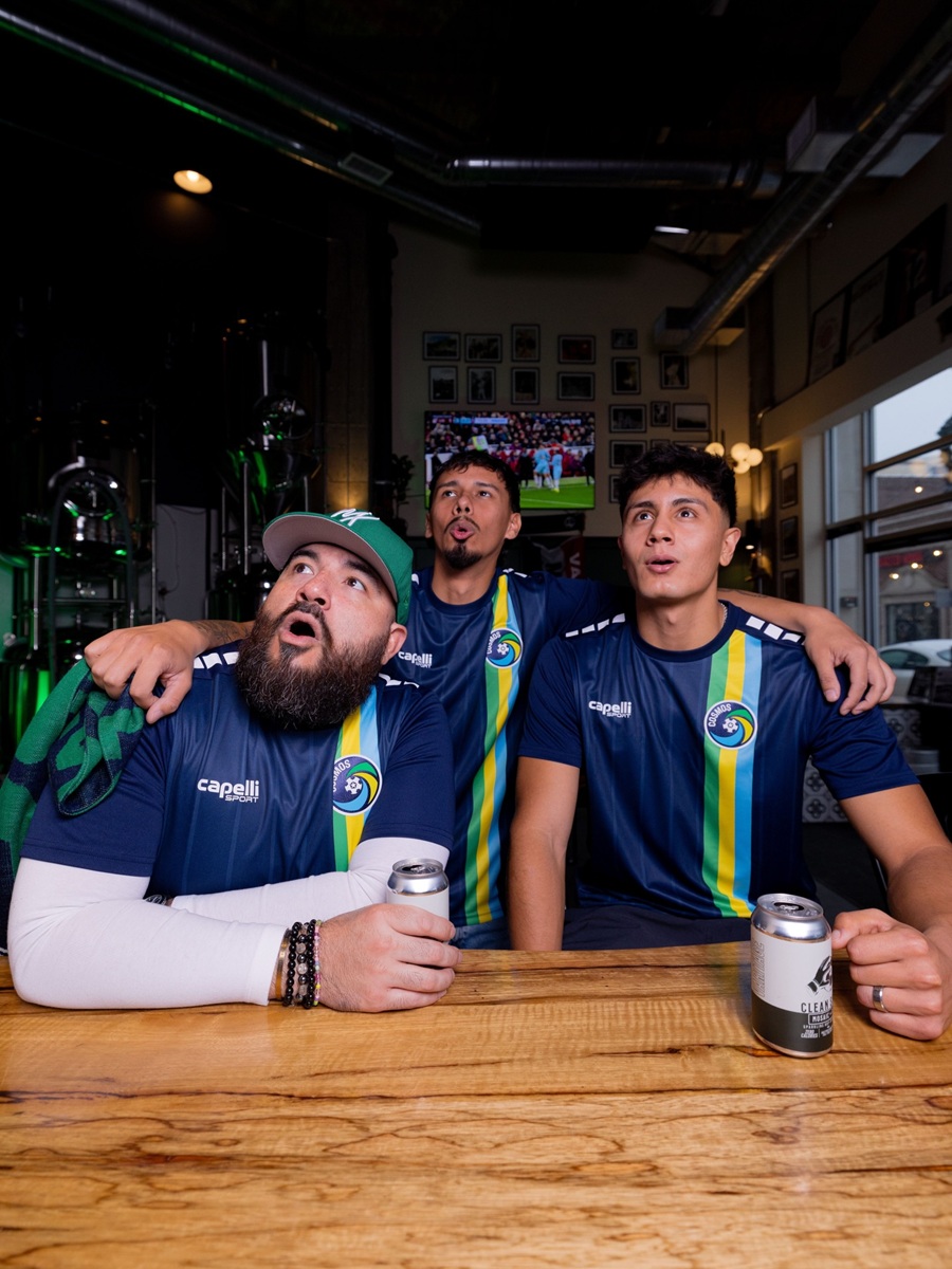 Capelli Sport lança nova camisa reserva 2026 do NY Cosmos