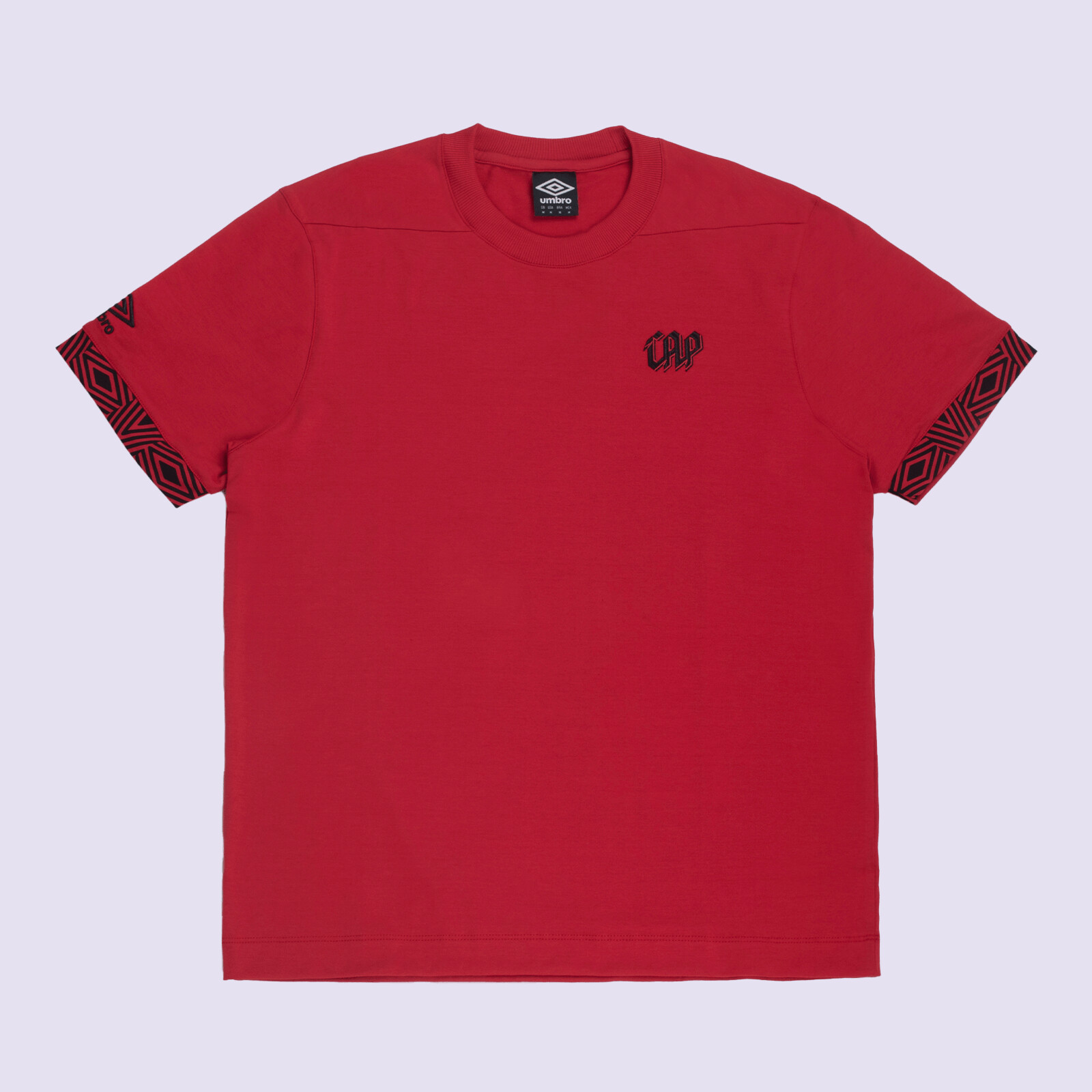 Athletico-PR e Umbro lançam coleção de treino e viagem 2026