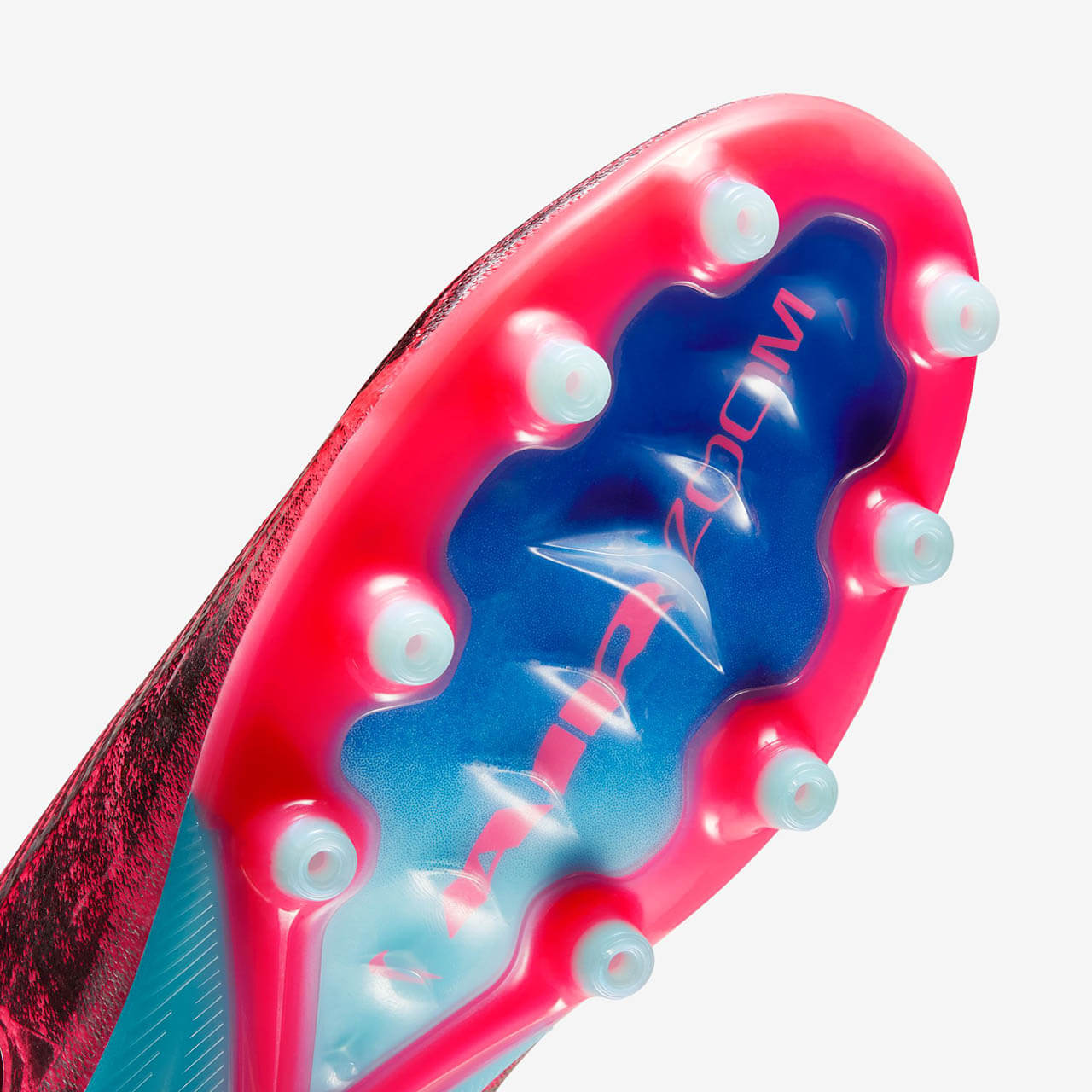 Nike lança Mercurial Vapor 16 exclusiva para Vini Jr