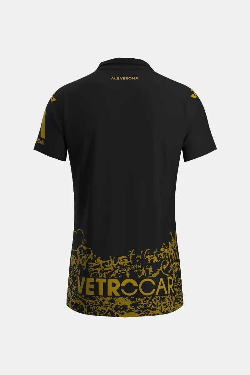 Hellas Verona lança nova quarta camisa 2025-2026 com inspiração em Romeu e Julieta