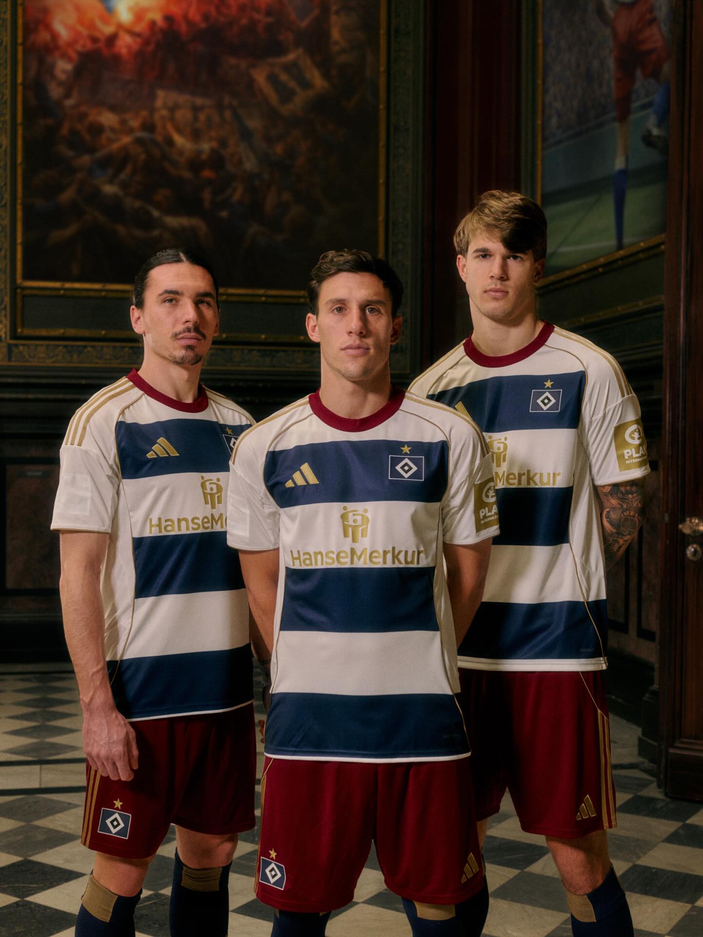 Hamburgo lança nova camisa especial pelos 1887 jogos na Bundesliga