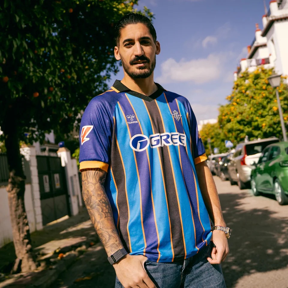 Real Betis lança camisa feita de cascas de laranja