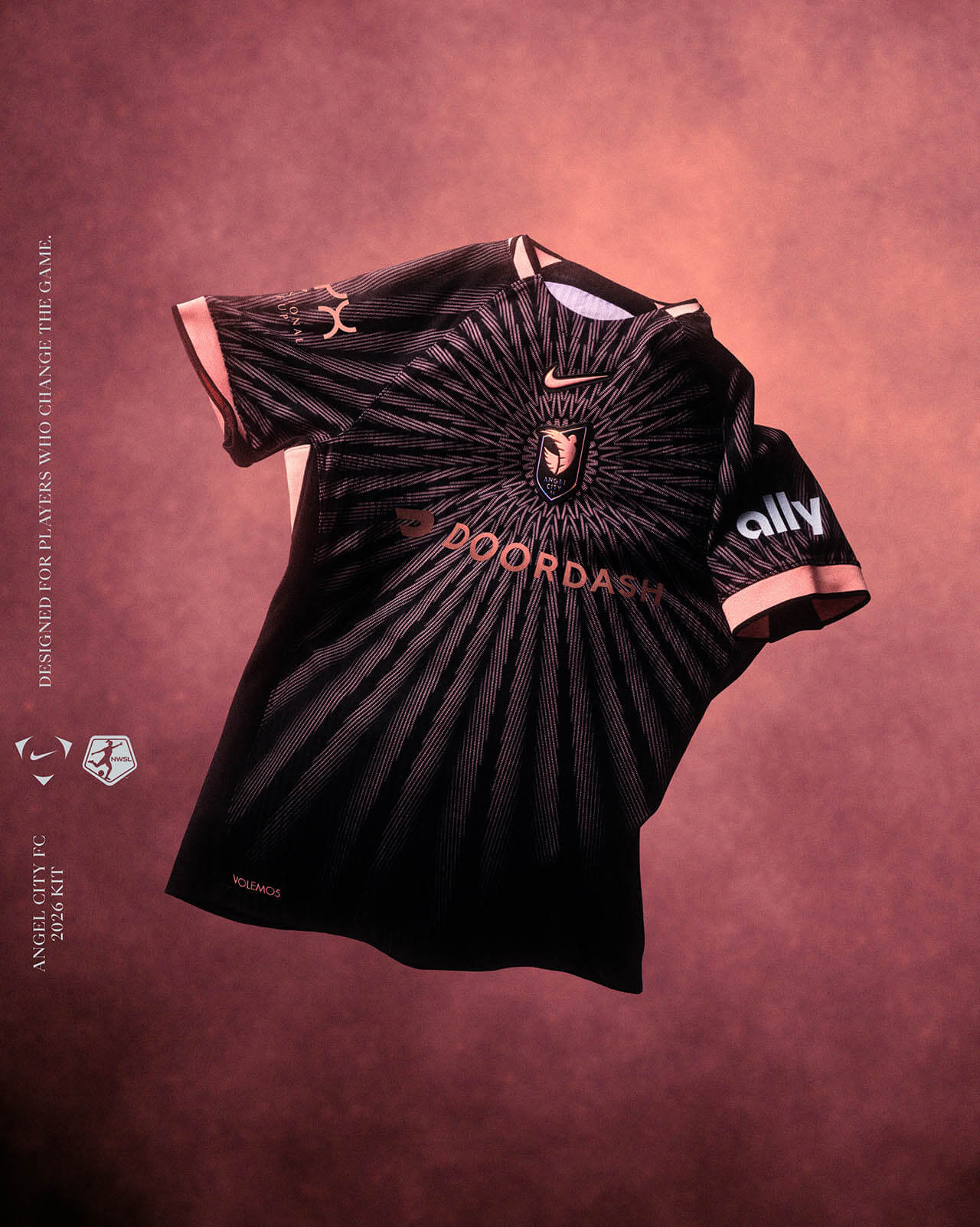 001_nikenwsl-angelcityfc