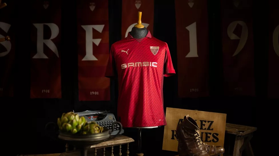 camisa de 125 anos do rennes puma