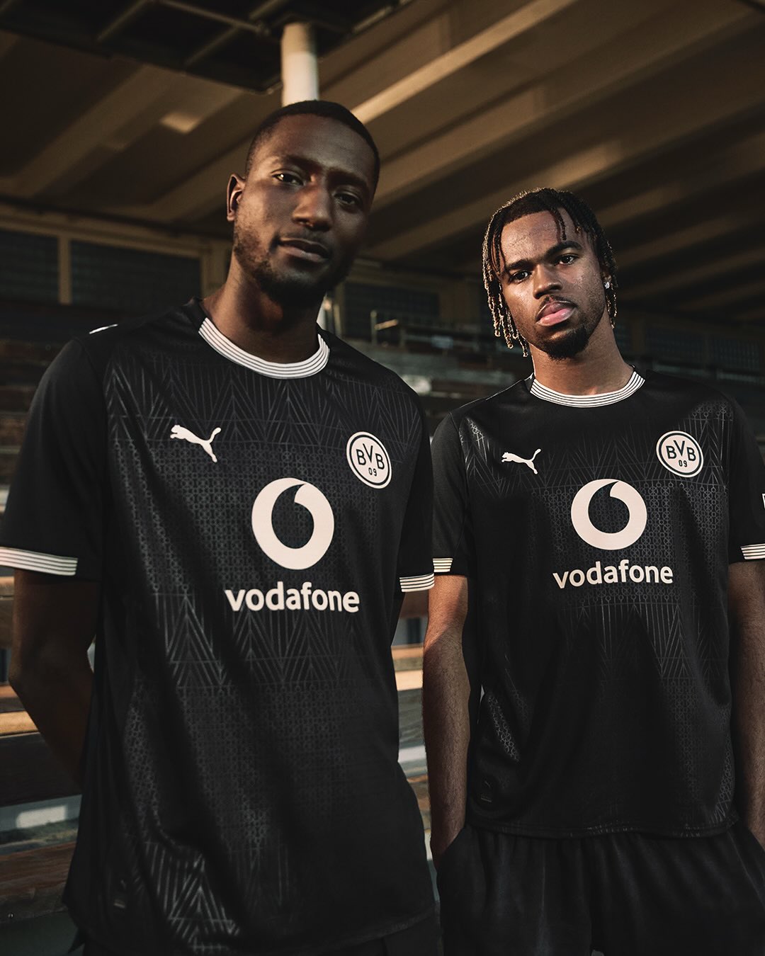 Camisa do Borussia Dortmund Rote Erde 100 anos PUMA