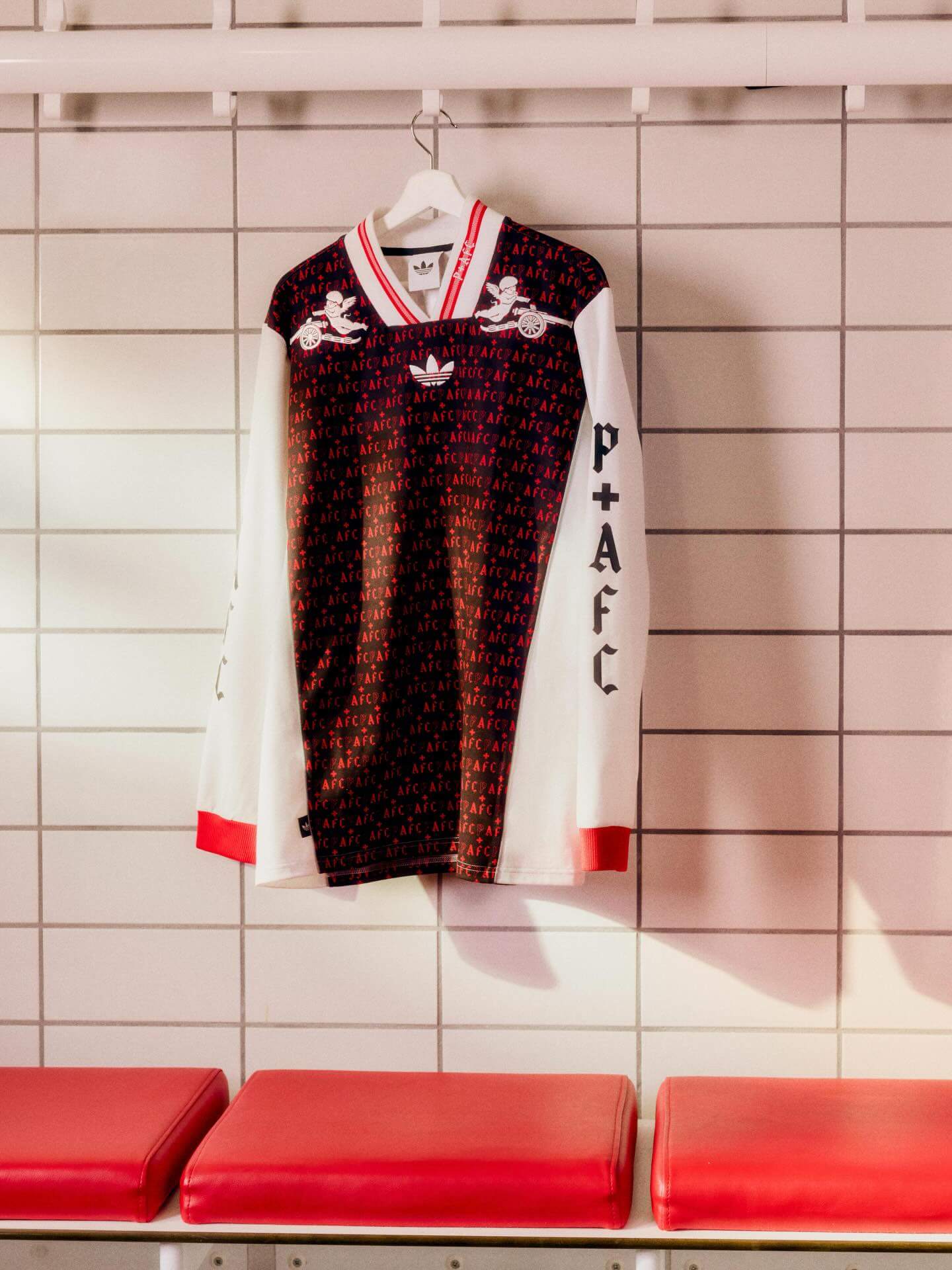 Arsenal adidas Places Faces