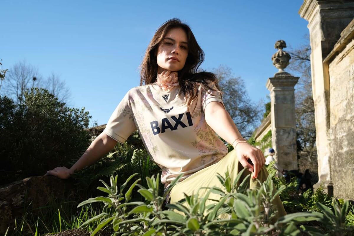 camisa in bloom oxford united 2026 macron