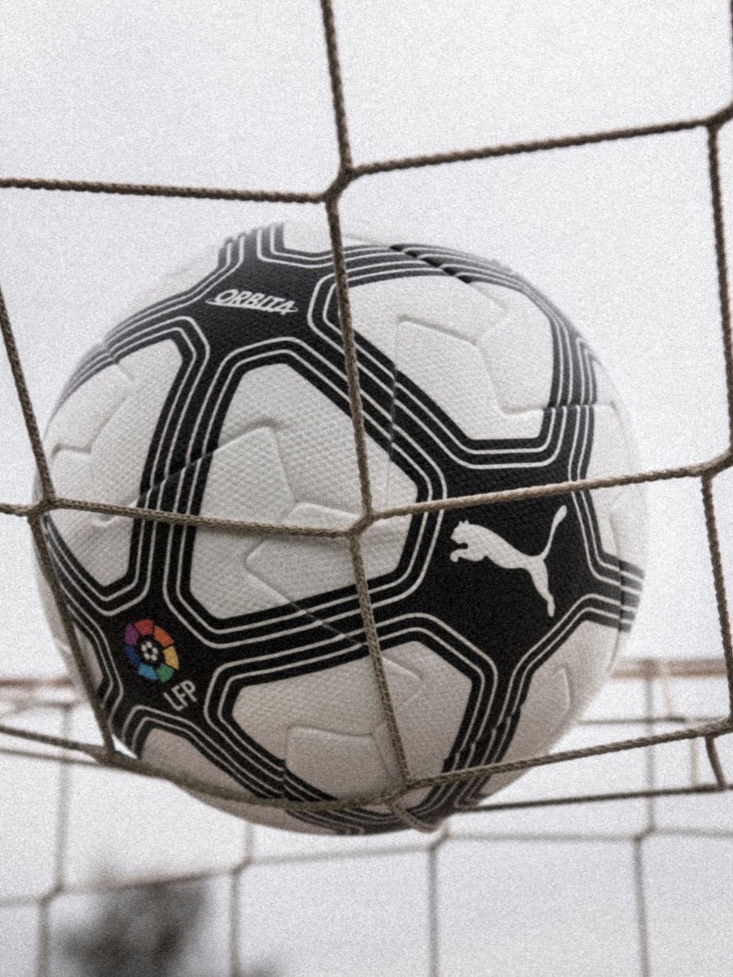 LALIGA PUMA Bola Retrô