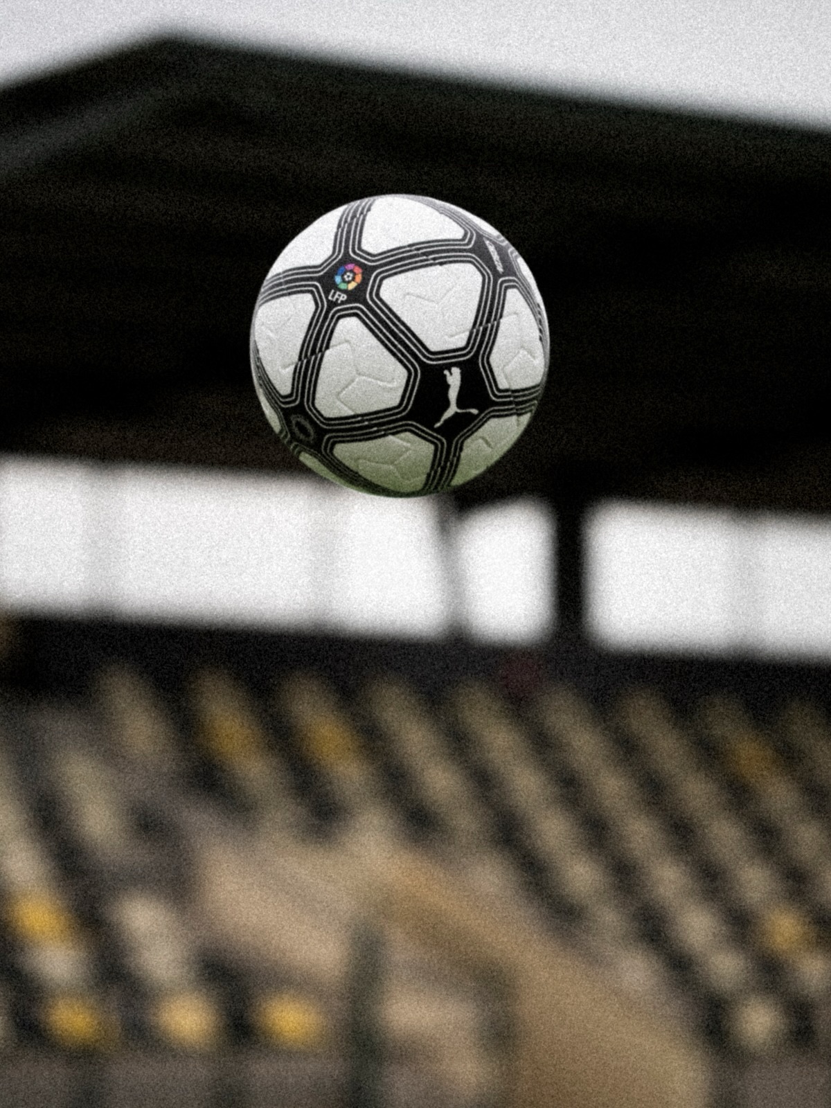 LALIGA PUMA Bola Retrô