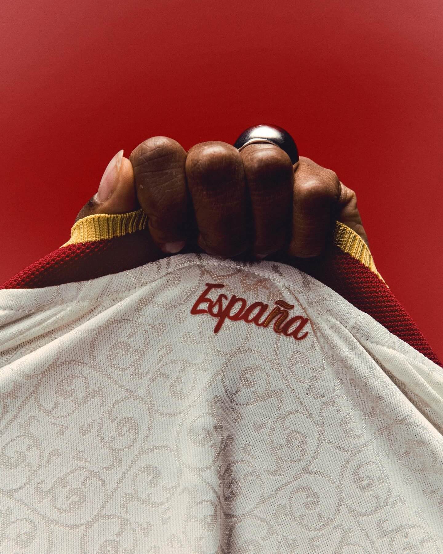 camisa reserva espanha 2026 adidas