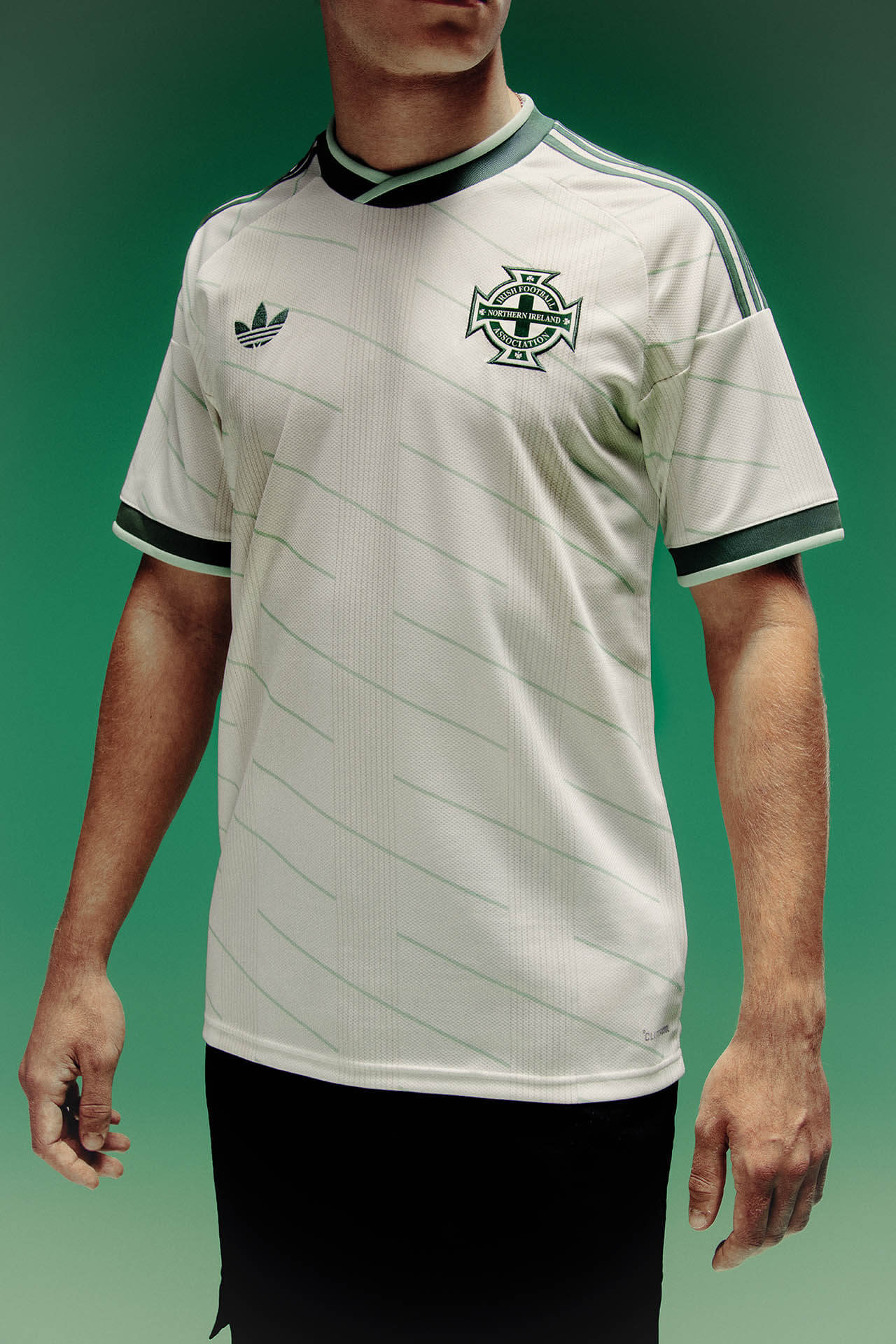 Camisa reserva da Irlanda do Norte 2026-2026 adidas