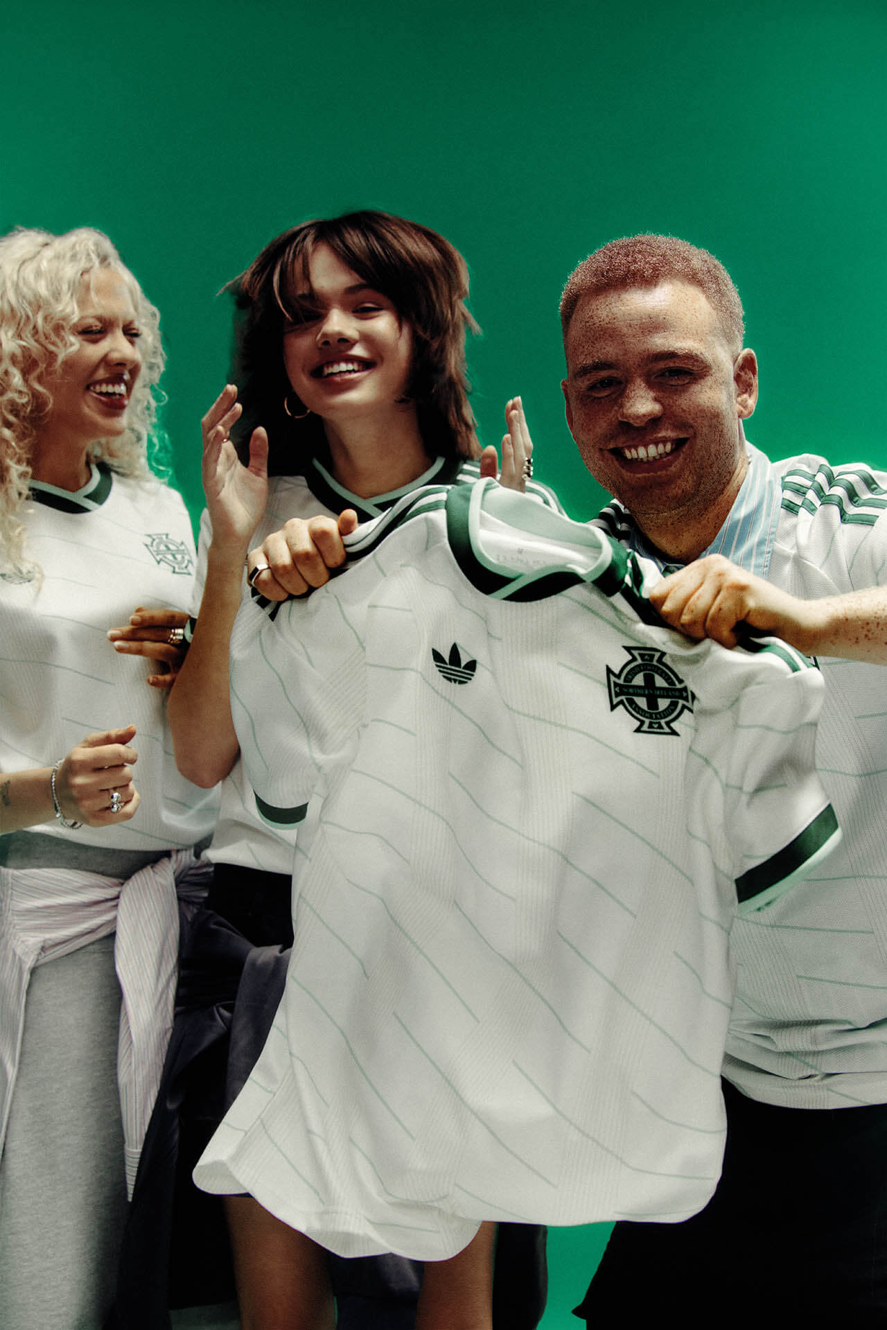 Camisa reserva da Irlanda do Norte 2026-2026 adidas