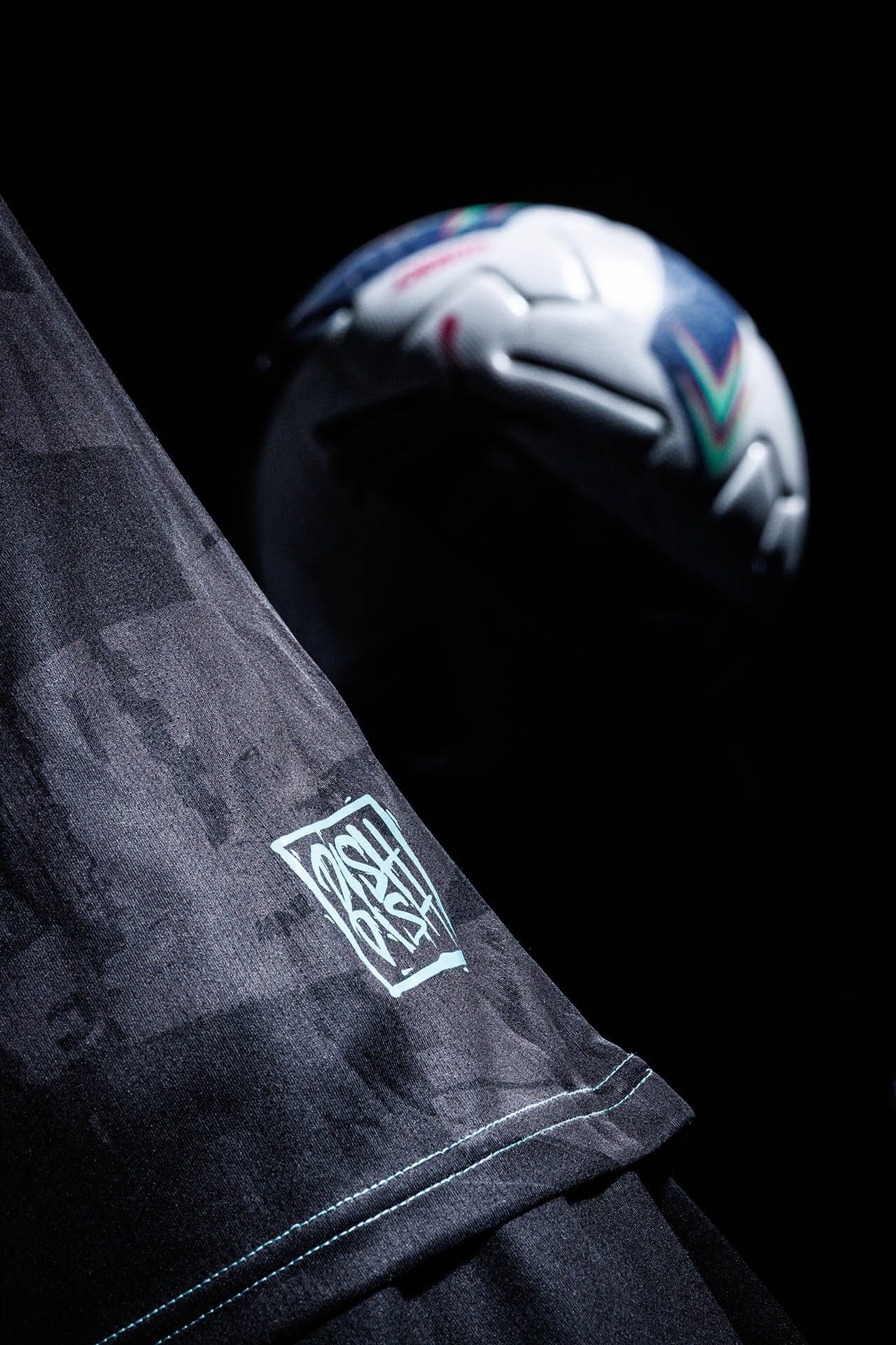 Estoril Praia lança quarta camisa com homenagem a Cascais